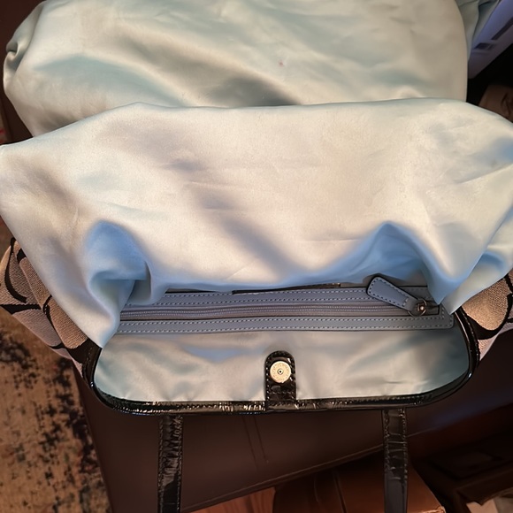 COACHSignature Stripe Frame Kisslock
Carryall Satchel Handbag EUC - Picture 5 of 6